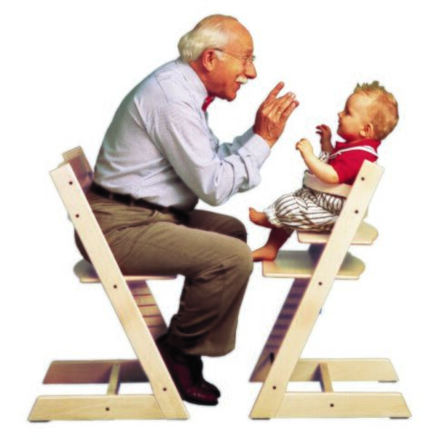 ストッケの椅子は大人でも座り心地が良い？調整方法やいつまで使用できるのか解説！